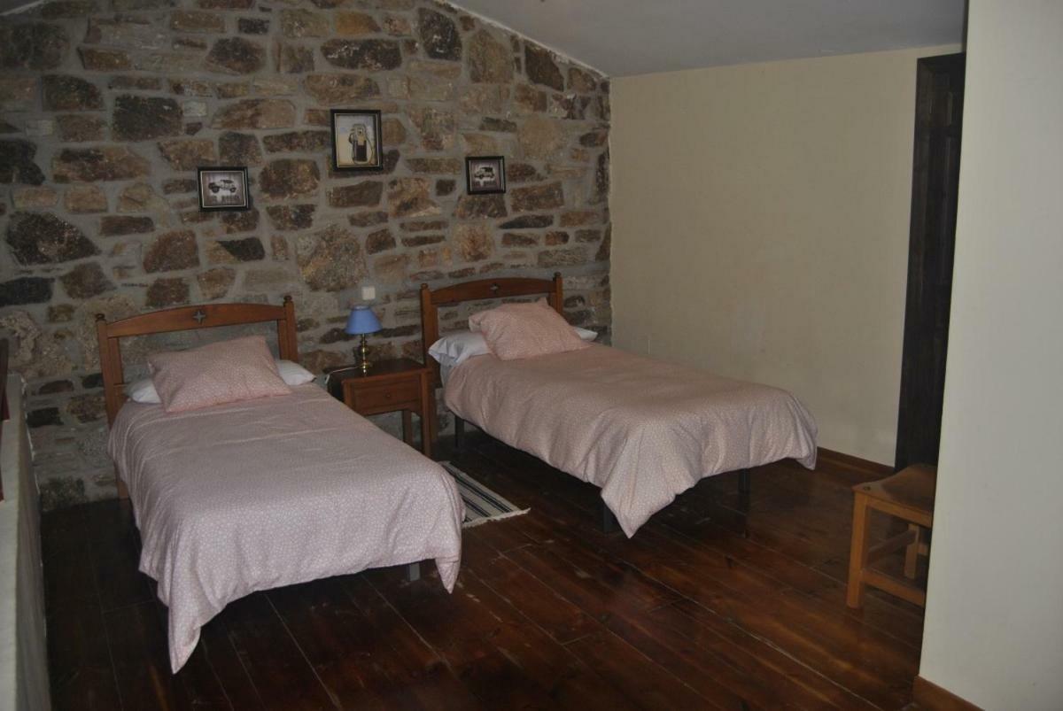 El Pozo Villa La Serna del Monte Exteriör bild